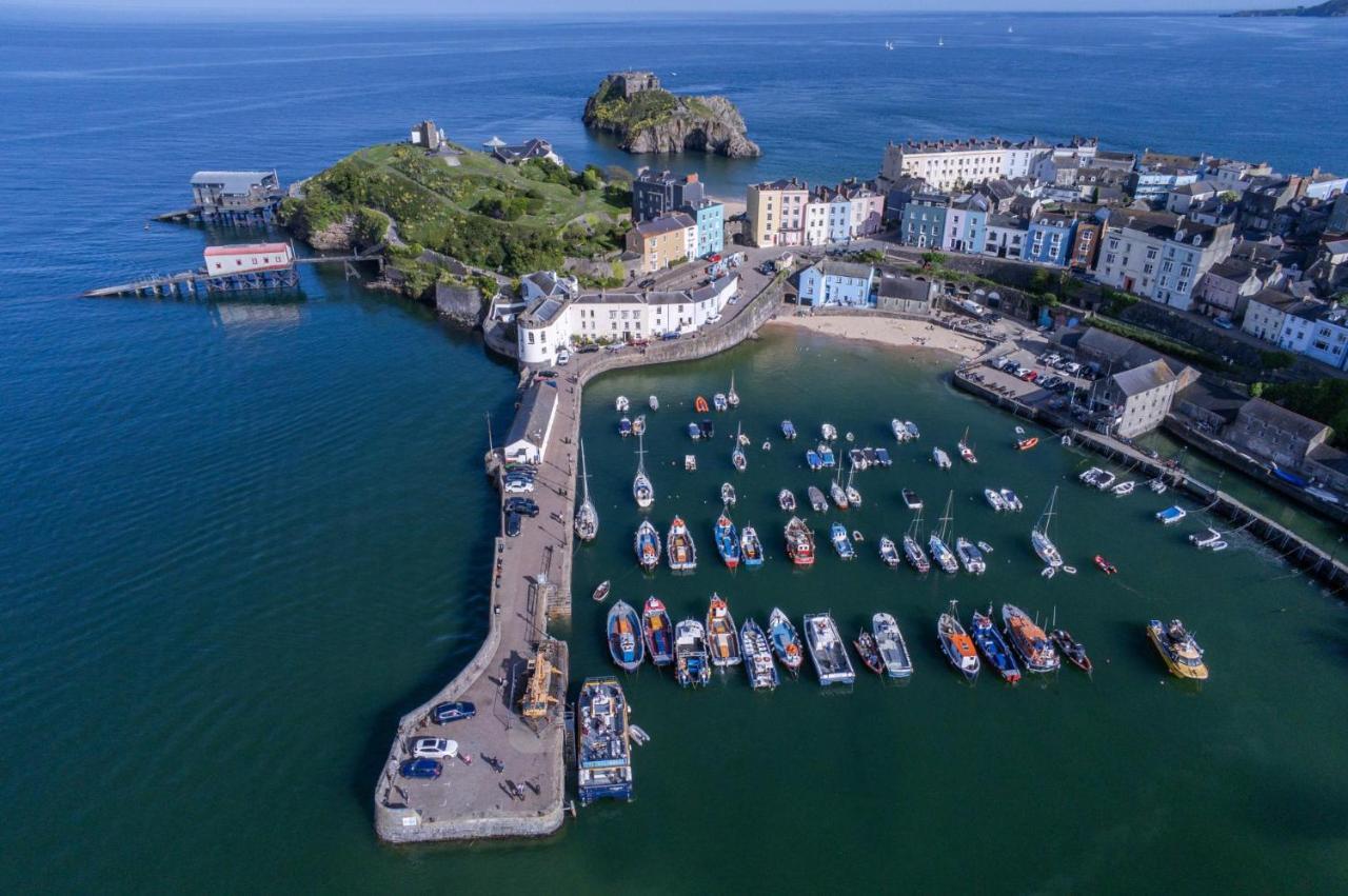 Ramsey Apartment - 2 Bedroom Apartment - Tenby Exterior photo